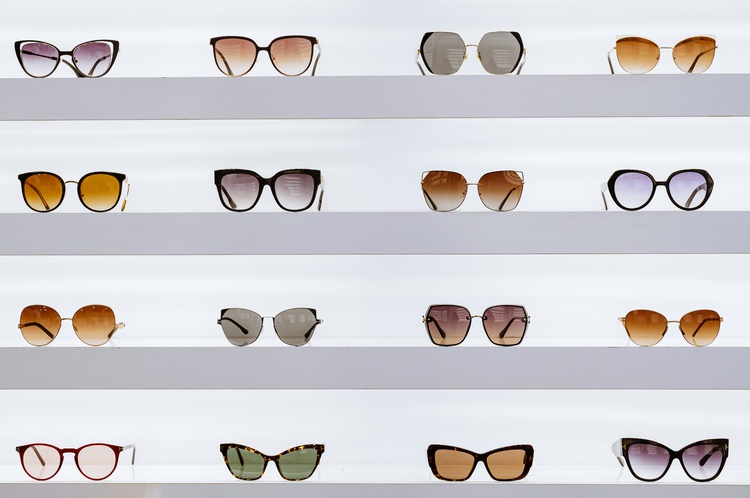 北京小程序開(kāi)發(fā)，眼鏡商城小程序開(kāi)發(fā)，推動(dòng)行業(yè)市場(chǎng)升級(jí)